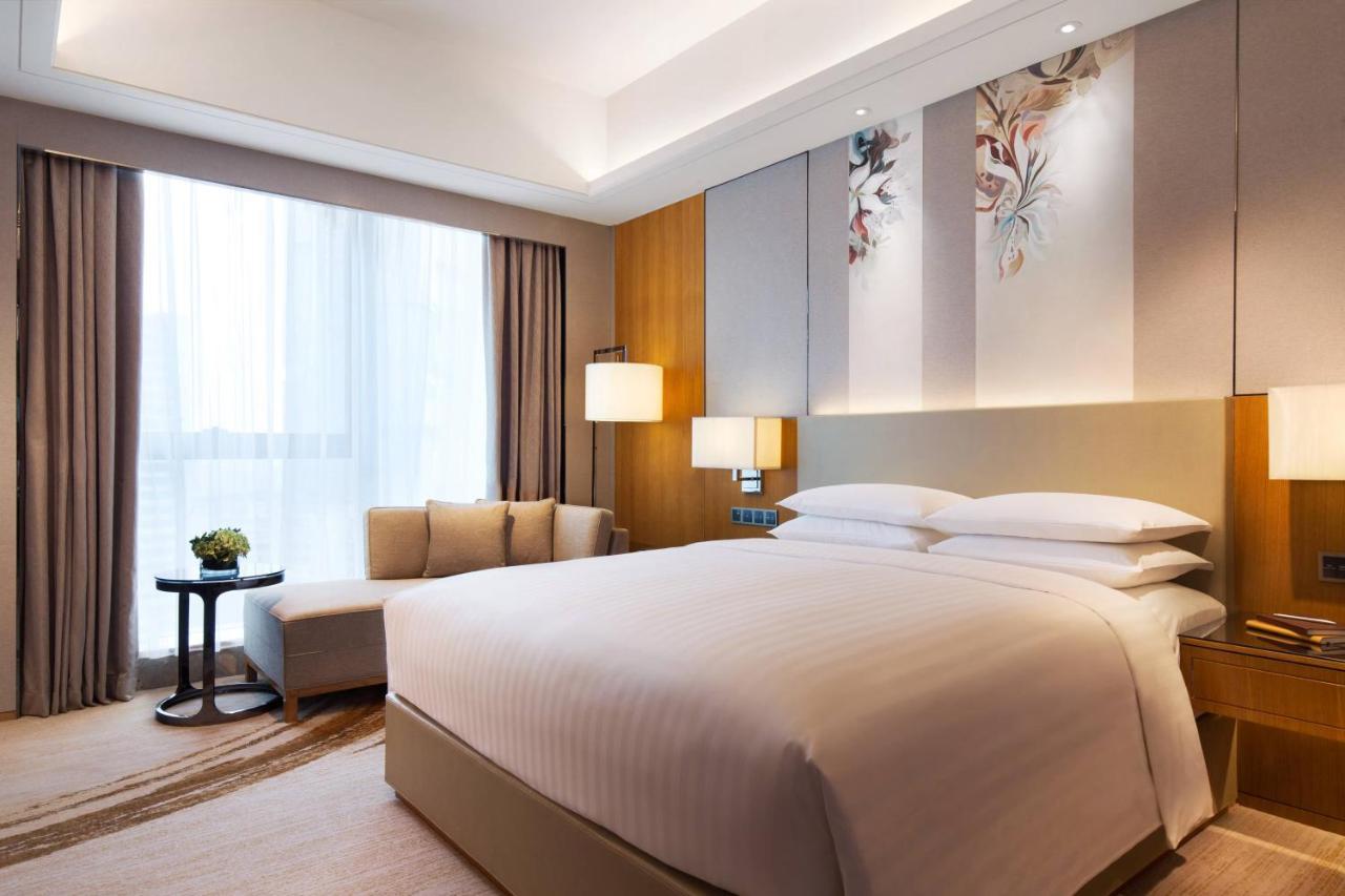 Courtyard By Marriott Zhengzhou East Hotel Eksteriør billede
