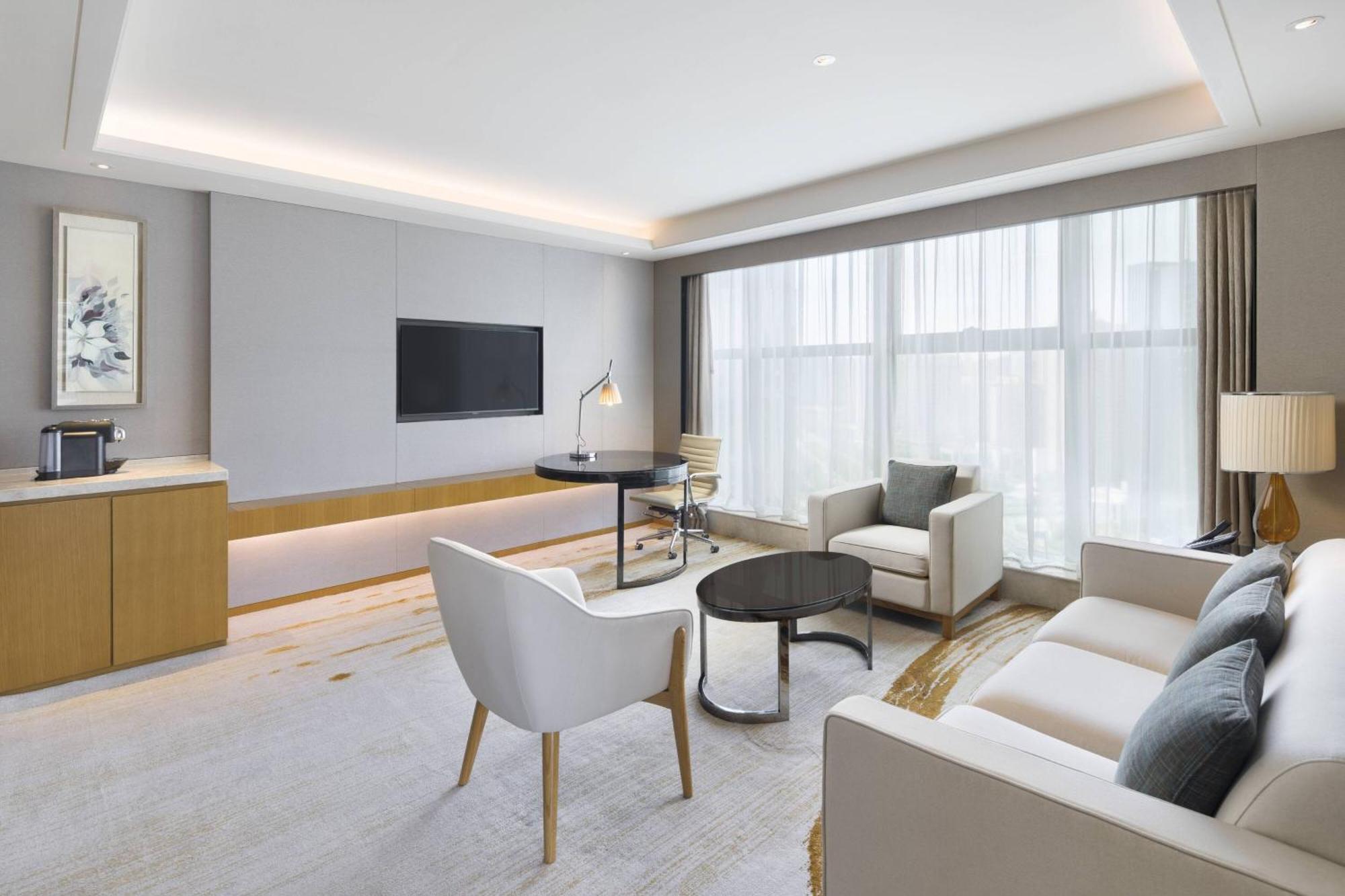 Courtyard By Marriott Zhengzhou East Hotel Eksteriør billede