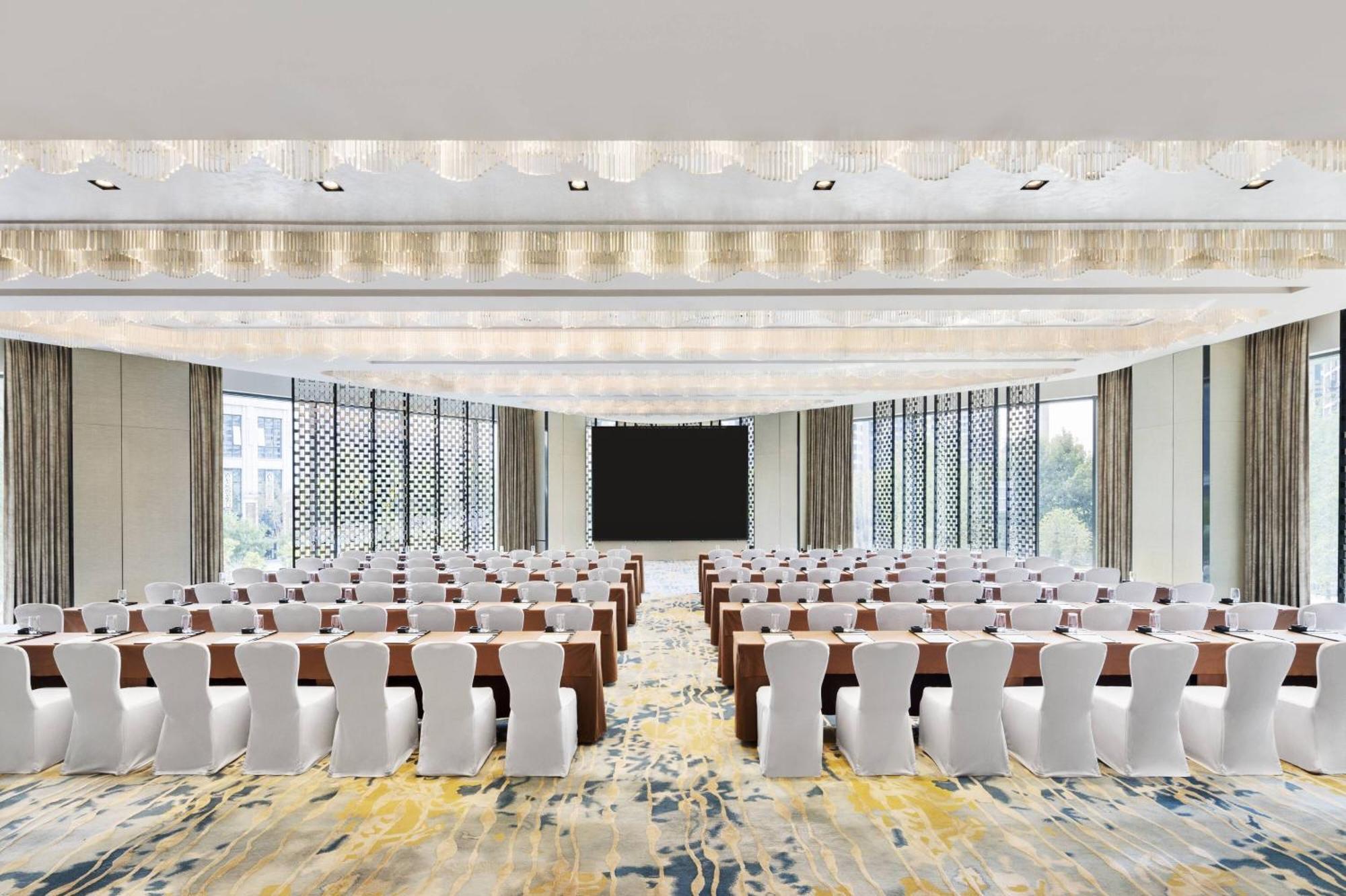 Courtyard By Marriott Zhengzhou East Hotel Eksteriør billede