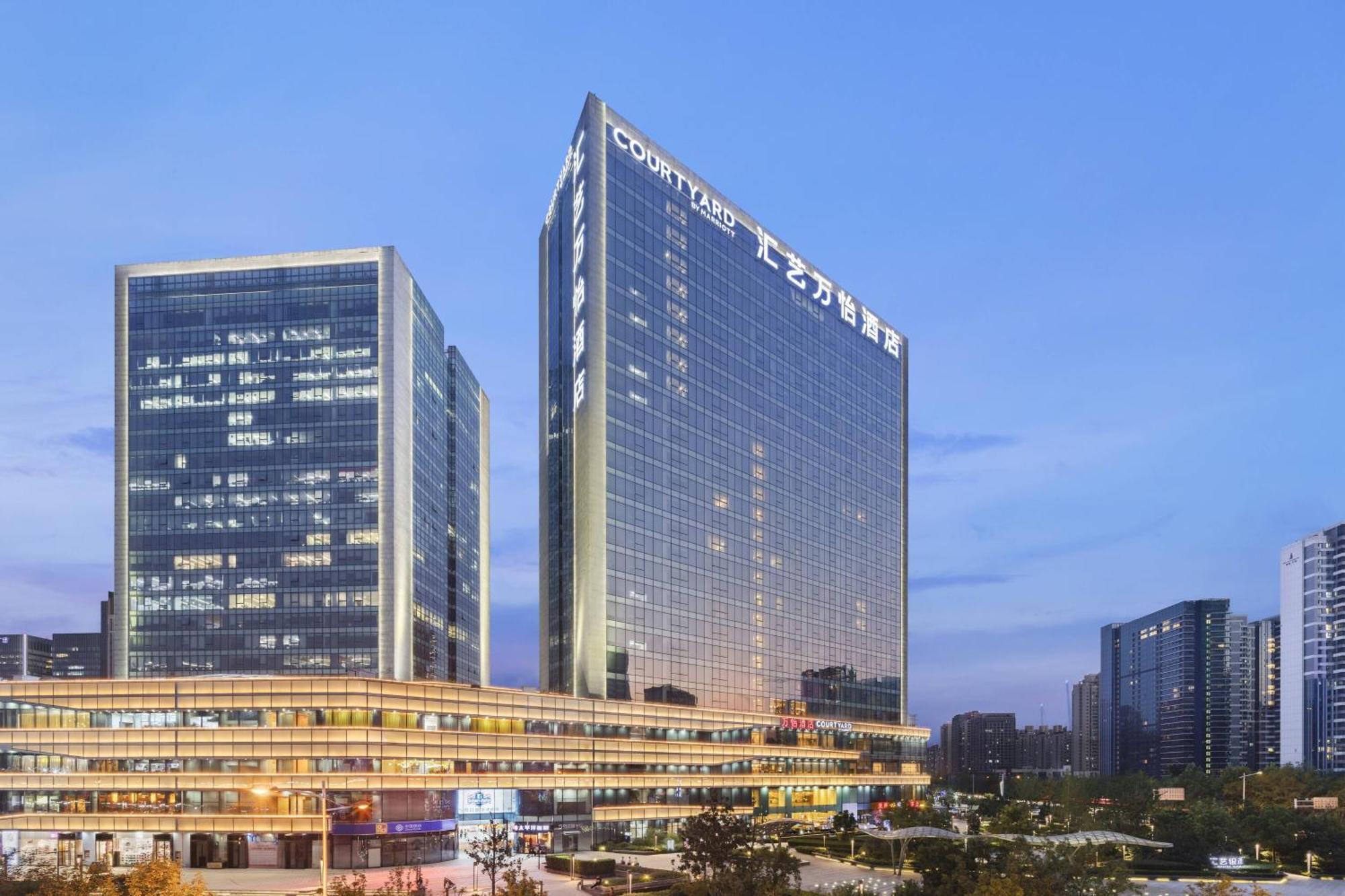 Courtyard By Marriott Zhengzhou East Hotel Eksteriør billede